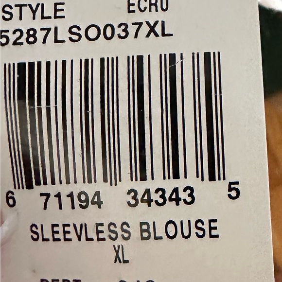 NWT Longchamp Sleeveless Ecru Silk Wool Blend Top Tank Blouse Back Zip Italy XL - Picture 3 of 5